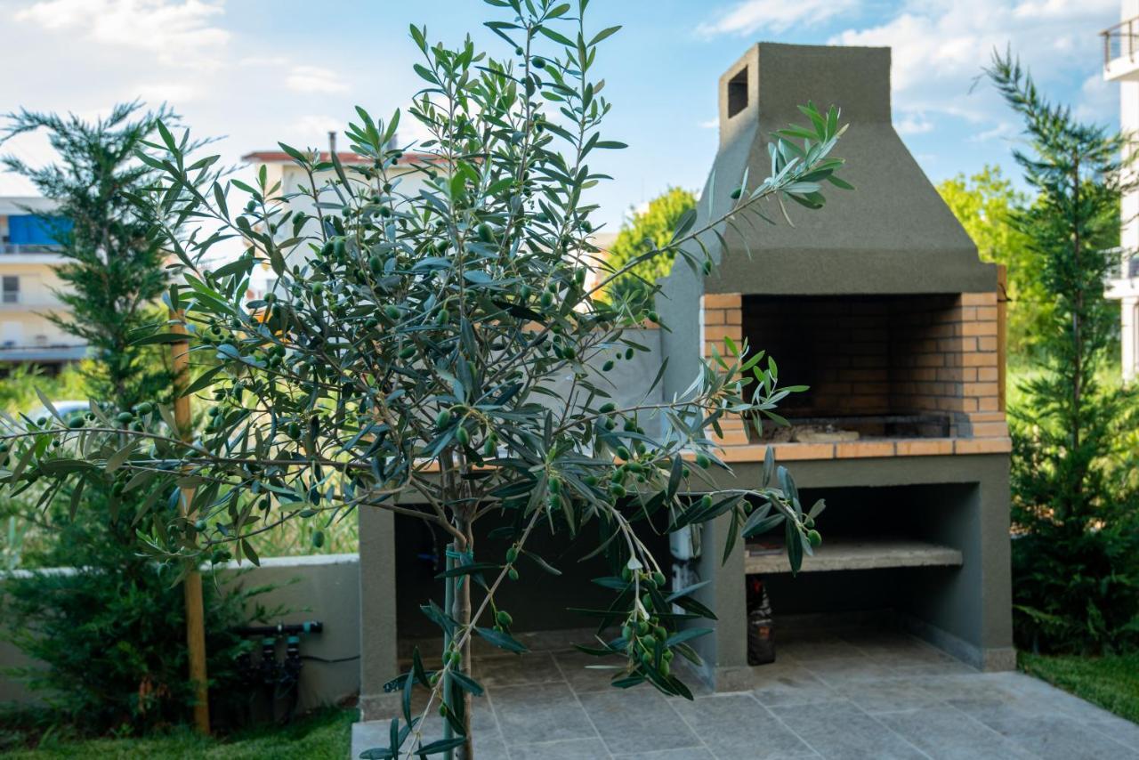 Olive 102 Apartment Peraia  Bagian luar foto