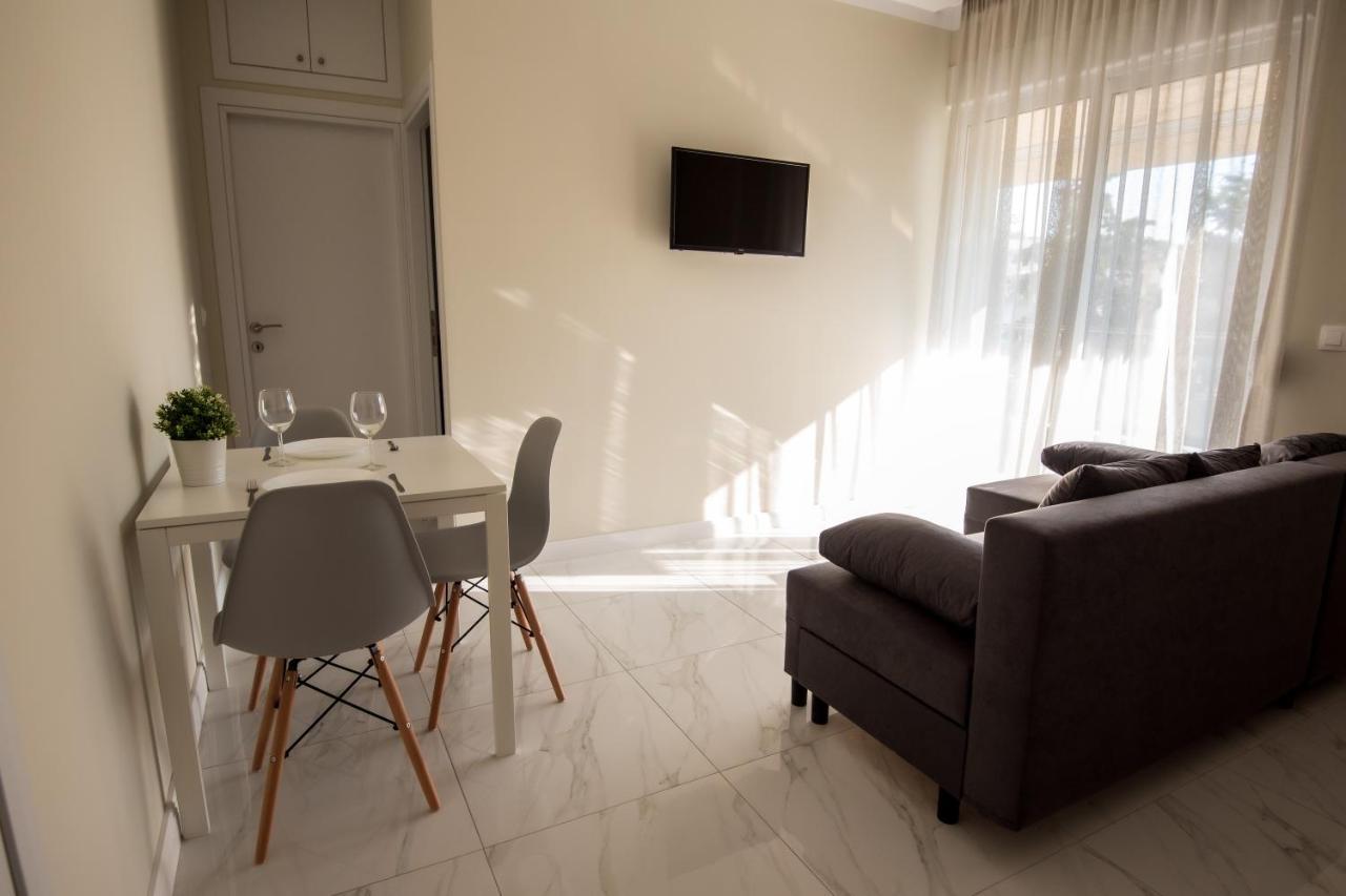 Olive 102 Apartment Peraia  Bagian luar foto