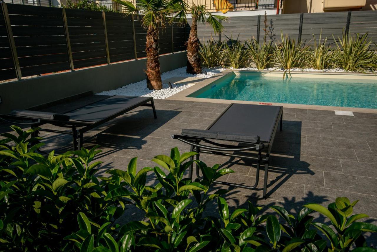 Olive 102 Apartment Peraia  Bagian luar foto