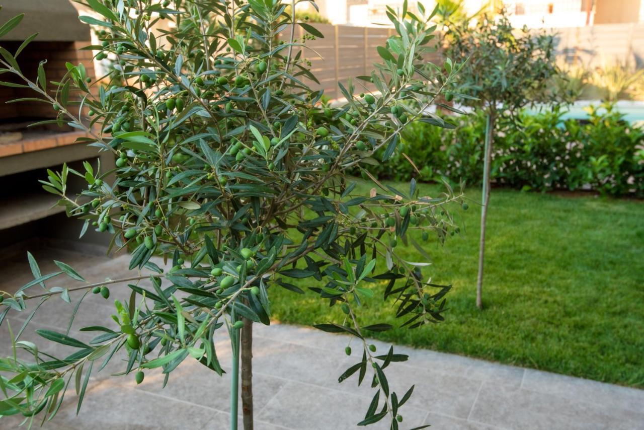 Olive 102 Apartment Peraia  Bagian luar foto
